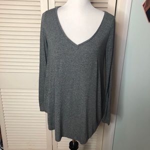 Old Navy Long Sleeve Maternity Top